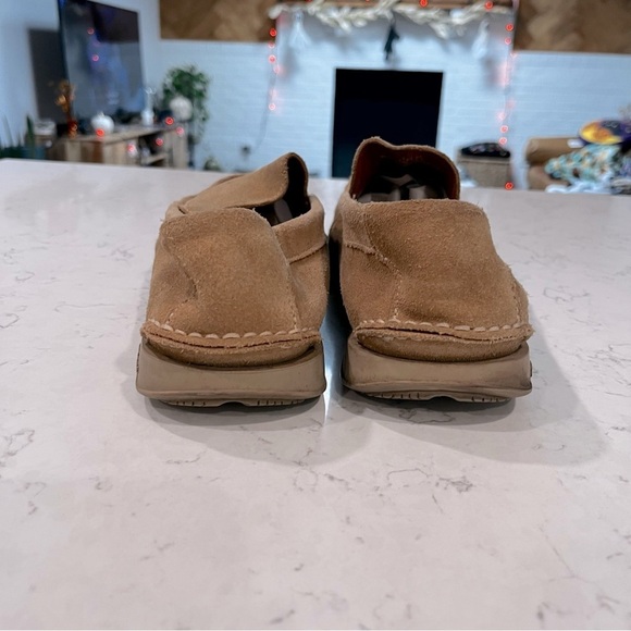 TOMMY BAHAMA Suede Tan Leather Slip On Loafer Size 11.5 - Picture 5 of 13